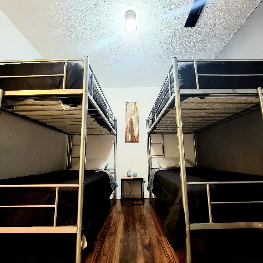 Вилла Hi-Tek-Duplex A-Two 75In 4K Led Чарльстон Экстерьер фото